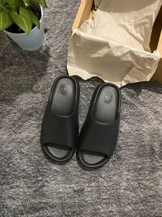 adidas Yeezy Slide Onyx R.44