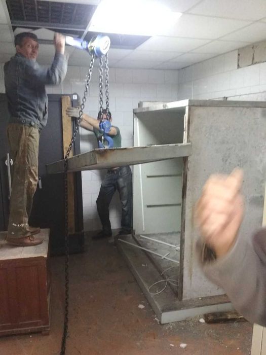 Послуги професійних вантажників. Квартири, офіси, такелажні роботи.