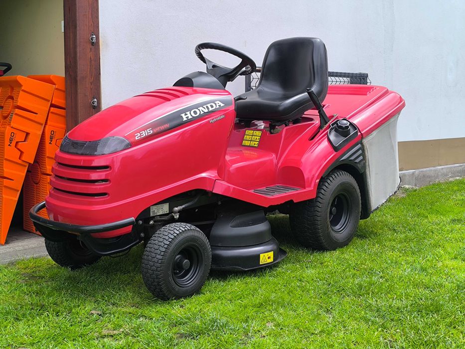 Traktorek Kosiarka z Koszem Honda 2315