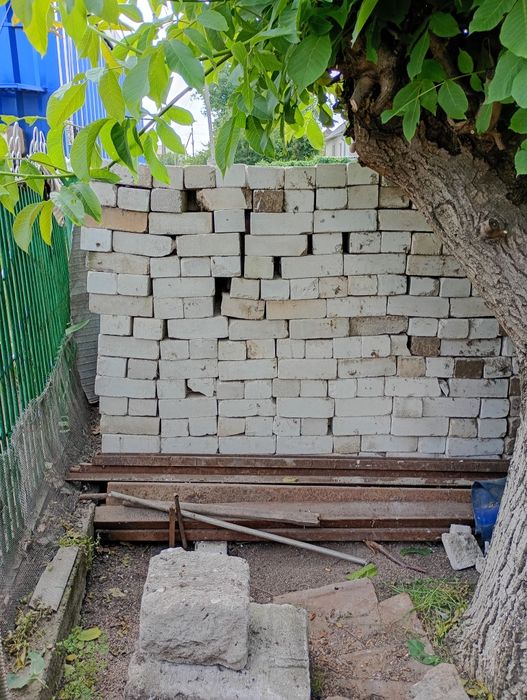Продам цеглу силікатну