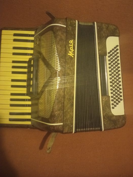 Akordeon MRIA 80 siecio basowy