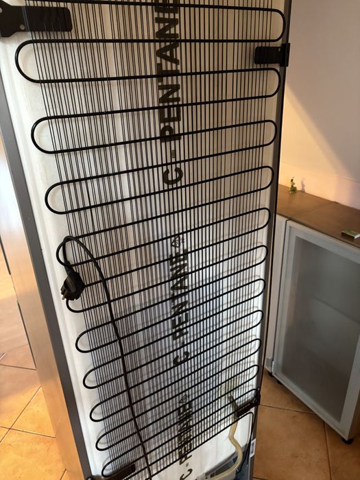 Lodowka Whirlpool no frost stan bdb