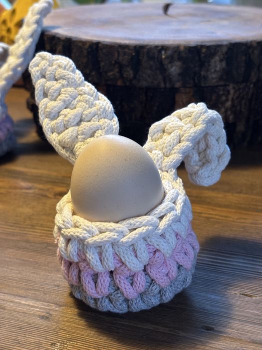 Zajączki wielkanocne- osłonki na jajka - komplet 4 sztuki