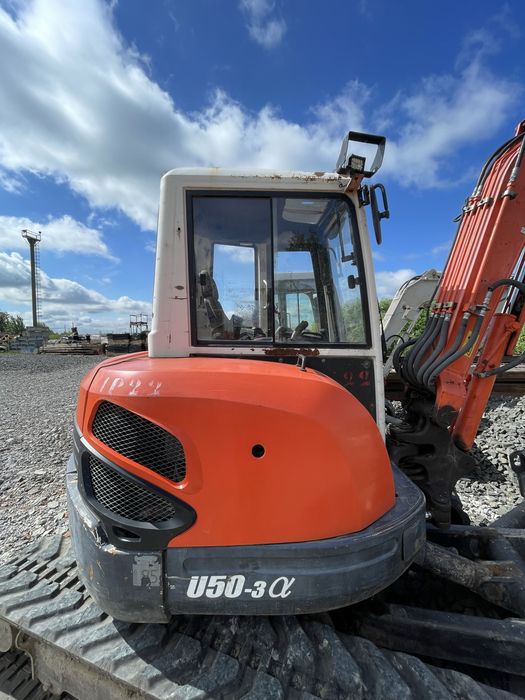 Послуги екскаваторів Takeuchi, Kubota Zeppelin ZM13