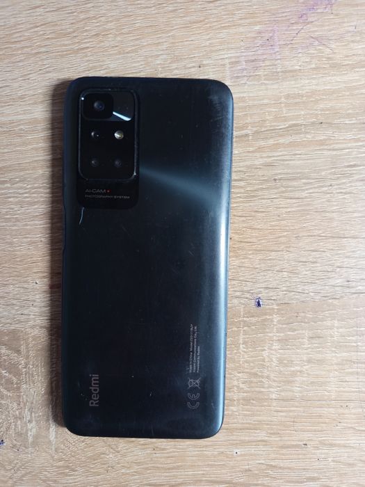 Продам телефон Redmi 10 возможно торг до 2900