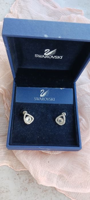 Brincos Swarovski,novos por35€ casa par