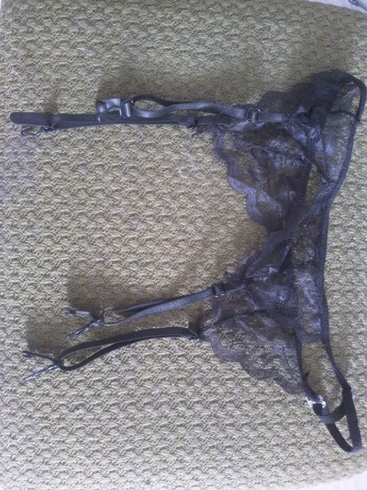 Podwiązka czarna koronka