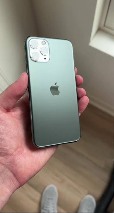 Iphone 11pro в хорошем состоянии торг