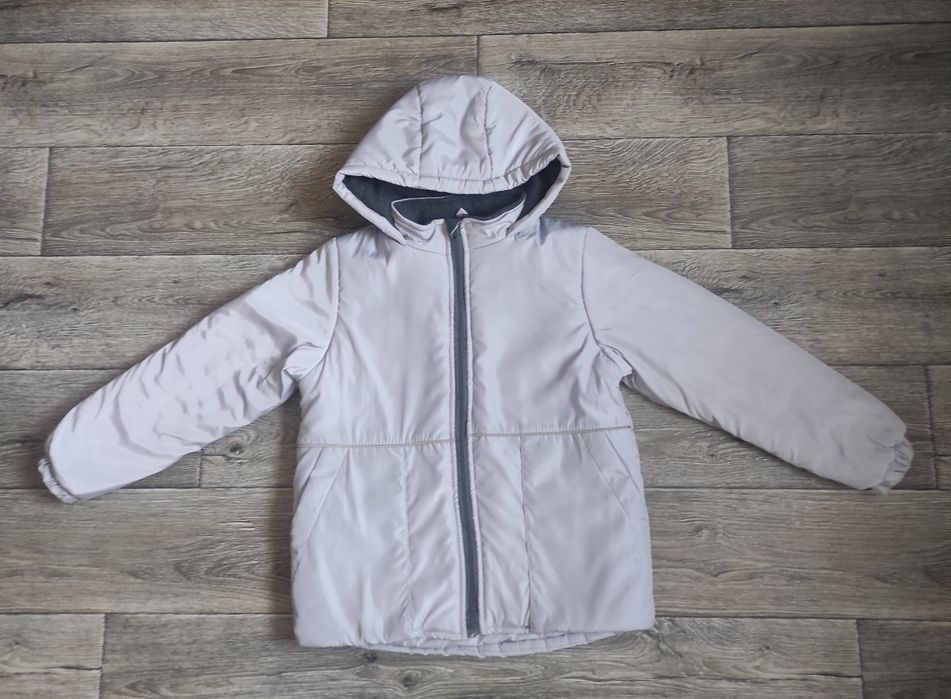 Зимова куртка на 9-10років