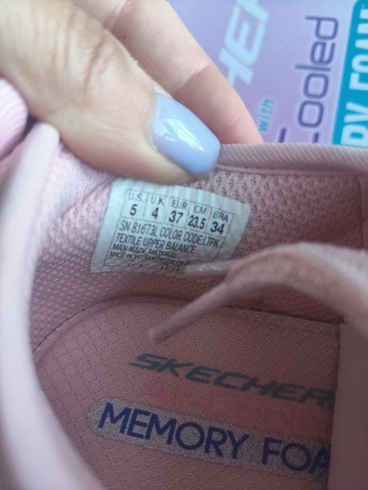 Tênis skechers originais para mulher novos