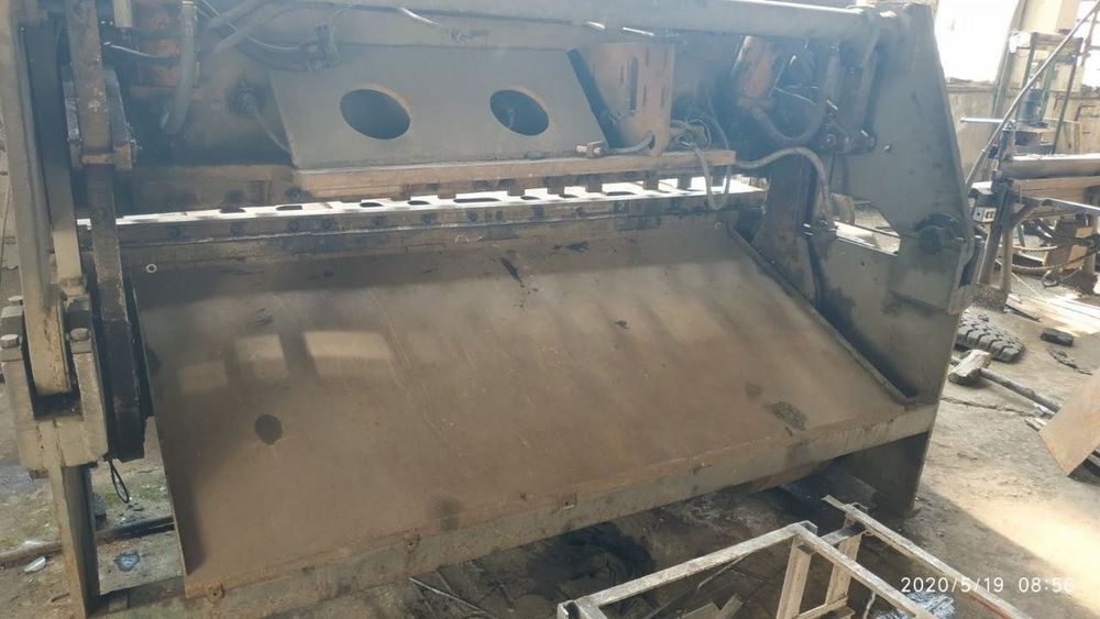 Продам ножницы гильотинные, гільотина, металлообрабатывающее оборудова