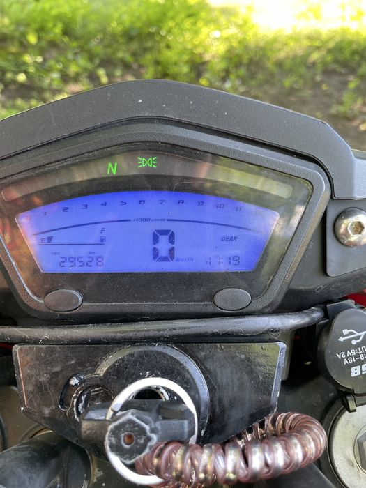 Продам Lifan Sr200