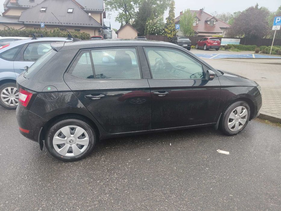 Wynajem auta samochodu Wynajmę auto samochód Auto na wynajem Fabia