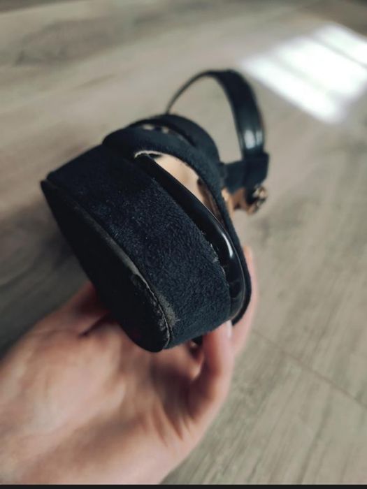 Сині замшеві босоніжки