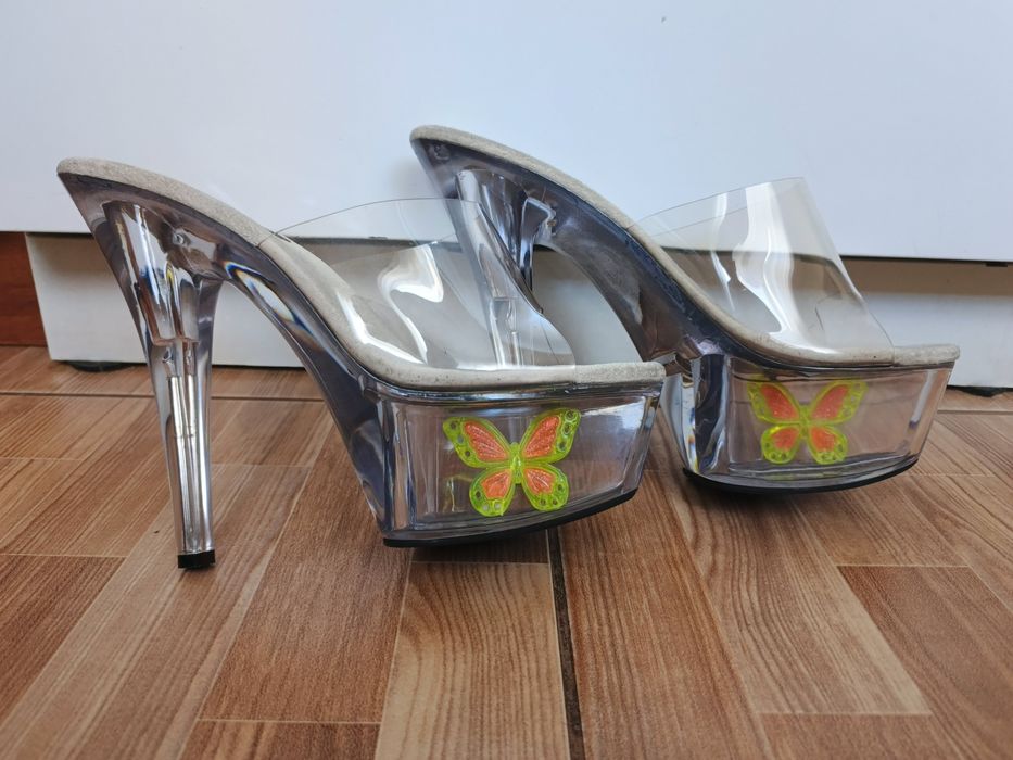 Продам красивые pleaser