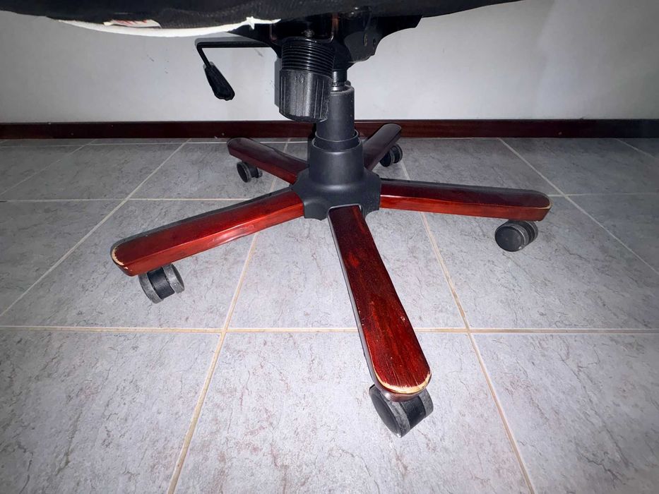 Cadeira de Escritório Executiva