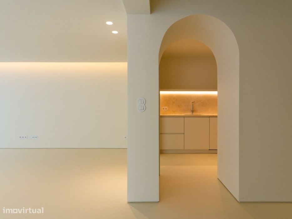 Apartamento T4 na Rua do Telhal