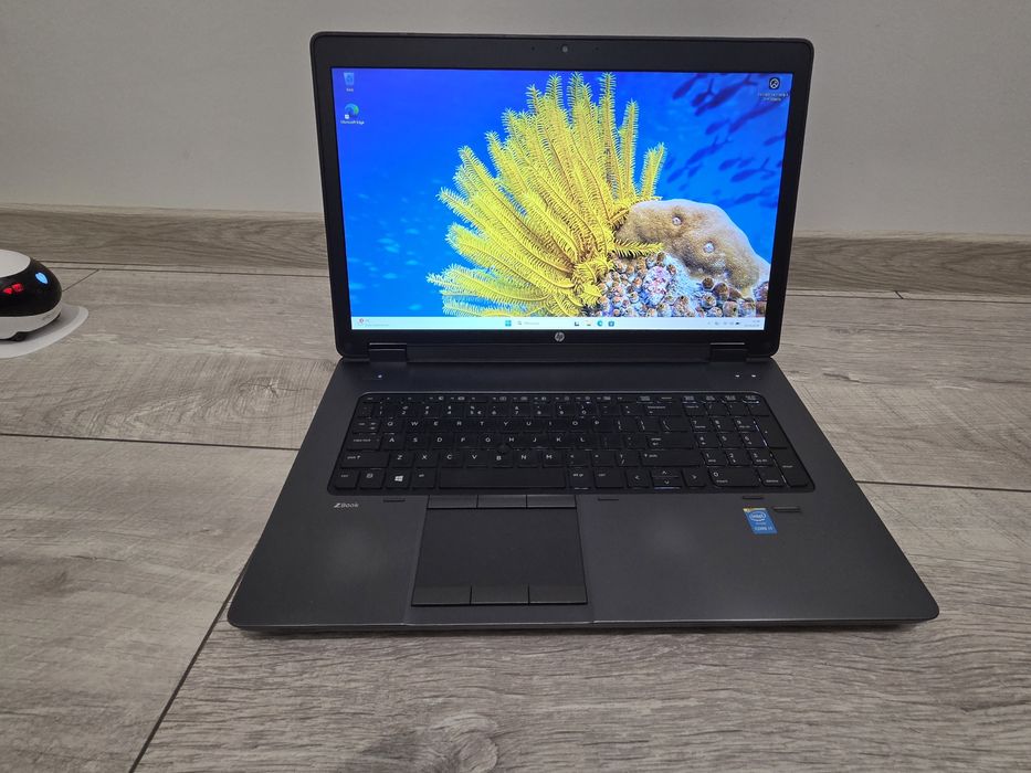 Workstation HP Zbook 17 G2 Intel i7 16GB  ssd 256 HDD 1TB  quadro win
