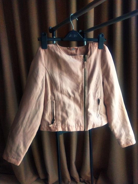 Курточка для дівчинки