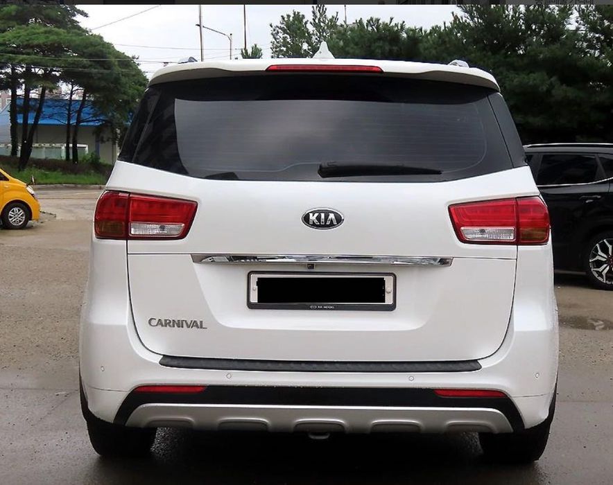 Kia Carnival 2017 9 мест