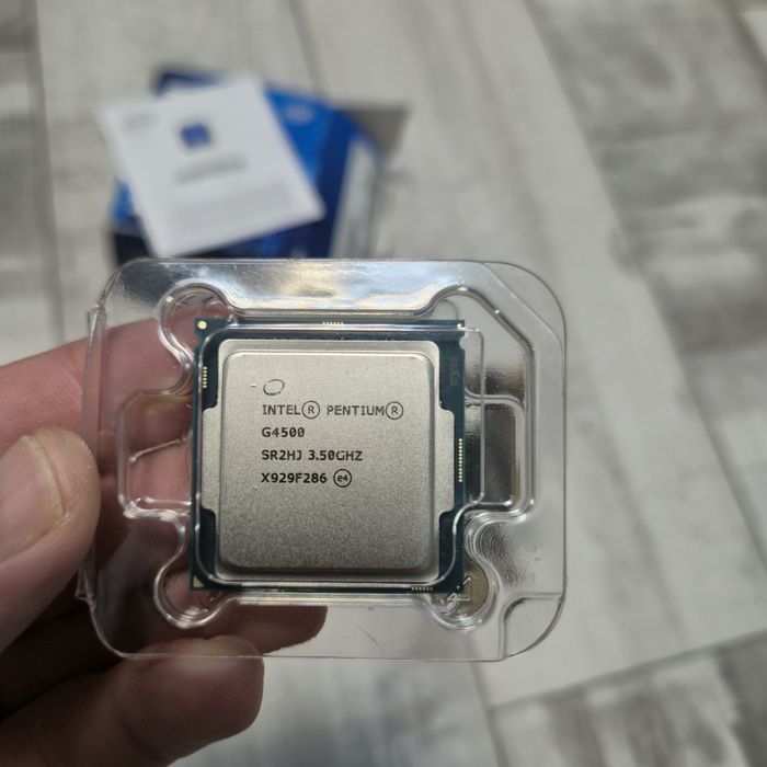 Процесор Intel Pentium G4500 3,5 ГГц