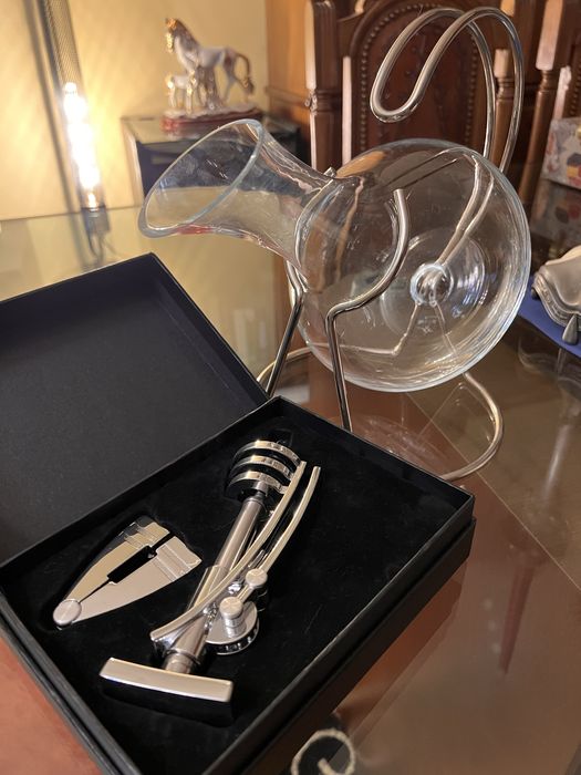 Conjunto Decanter + Saca Rolhas