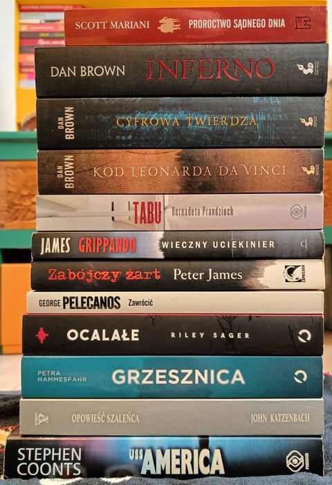 Książki trzymające w napięciu - Dan Brown, Stephen Coonts i inni