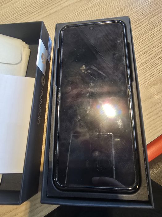 Motorola Razr 60 Ultra Leather Green - Com garantia