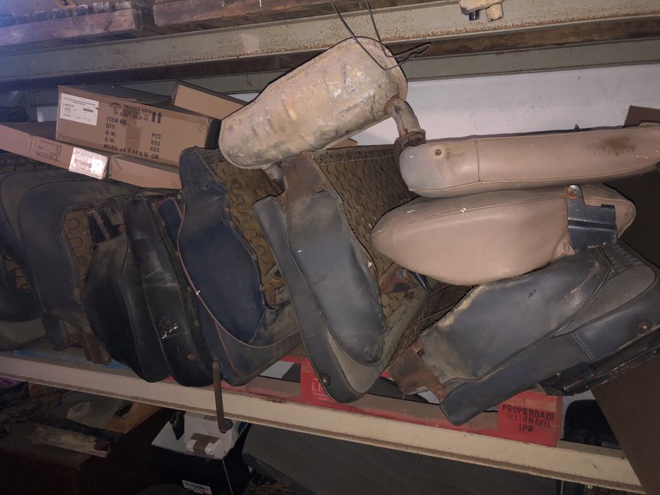 Renault 4L todas as peças para Venda