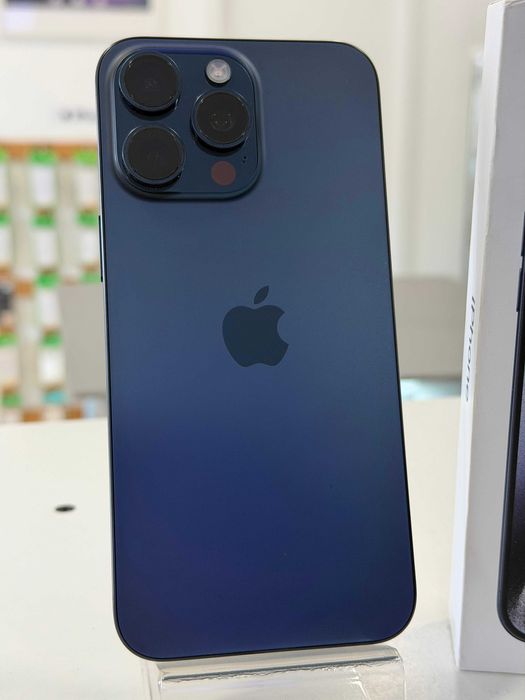 iPhone 15 Pro Max 256GB - Recondicionado - Grade A+