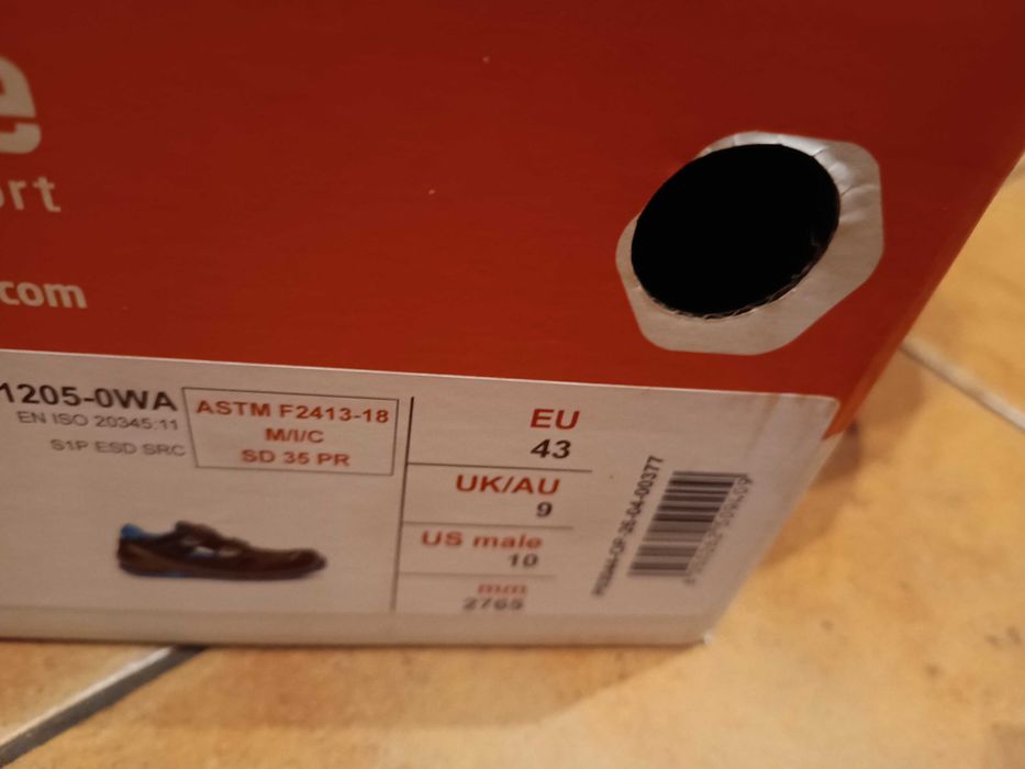 Buty robocze r 43 NOWE