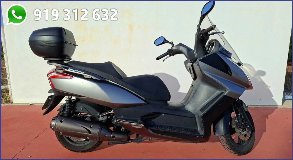 Vendo Kymco Downtown 125 cc de 2015