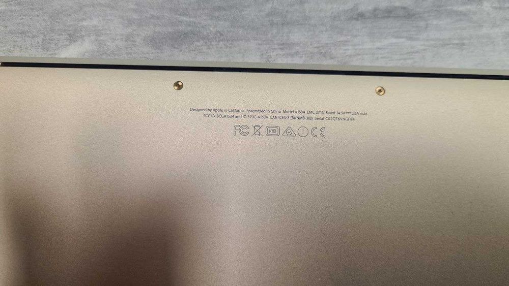 Продам Apple macbook 12 A1534