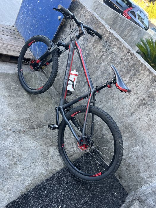 bicicleta cube 26’