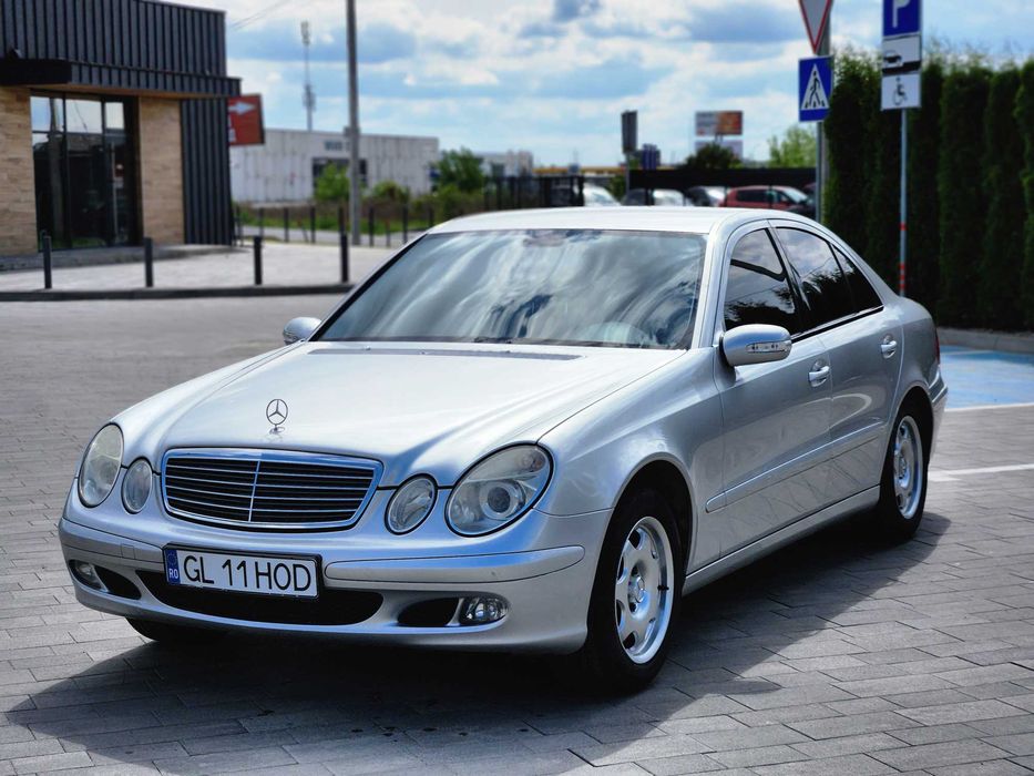 Mersedes-Benz E200