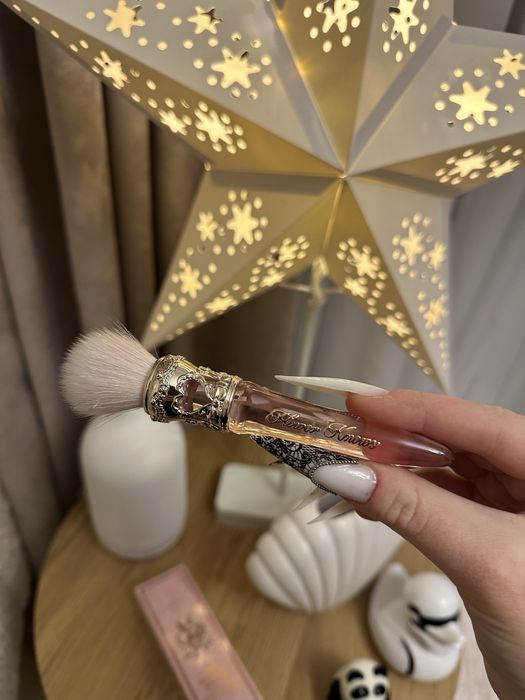 Пензлик flower knows пензлик для румян макіяжу