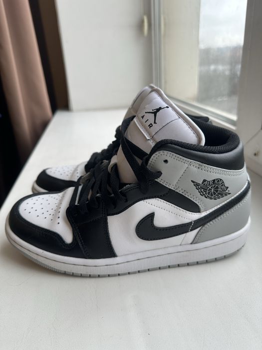 Продам кросовки Nike Jordan размер 40