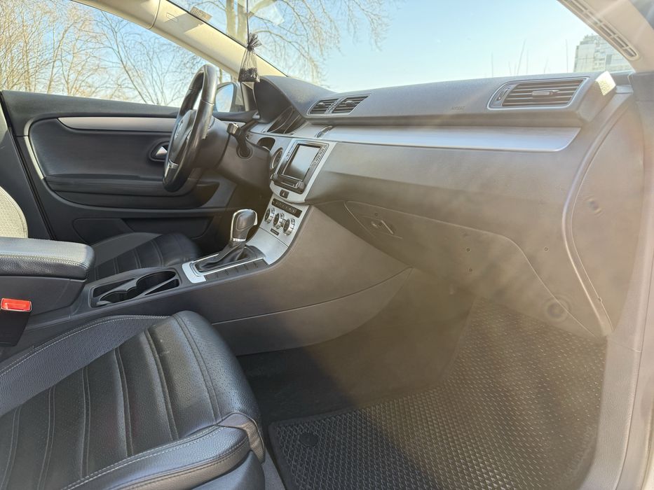 Продам Volkswagen CC 2012
