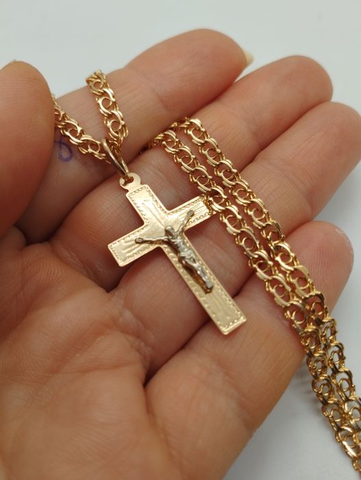 Золотой крестик 1.52 грамма