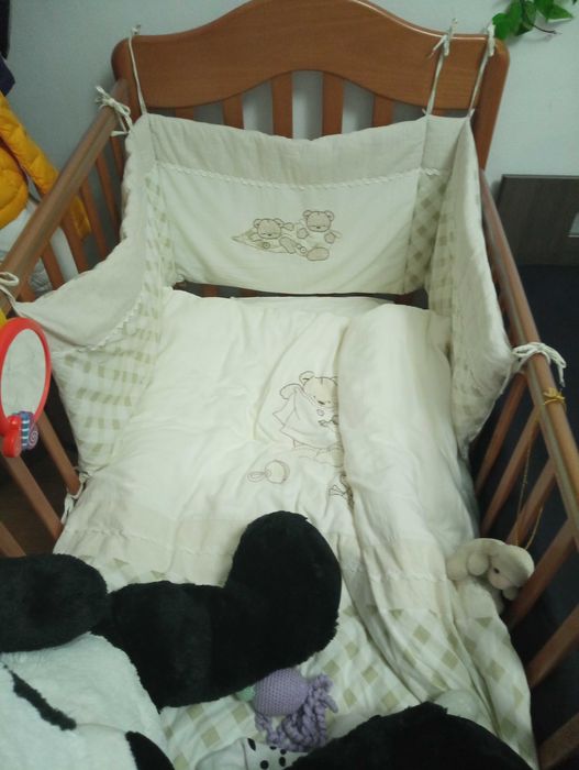 Cama Bebé Prenatal com pouco uso/Não Envio buscar Pessoalmente