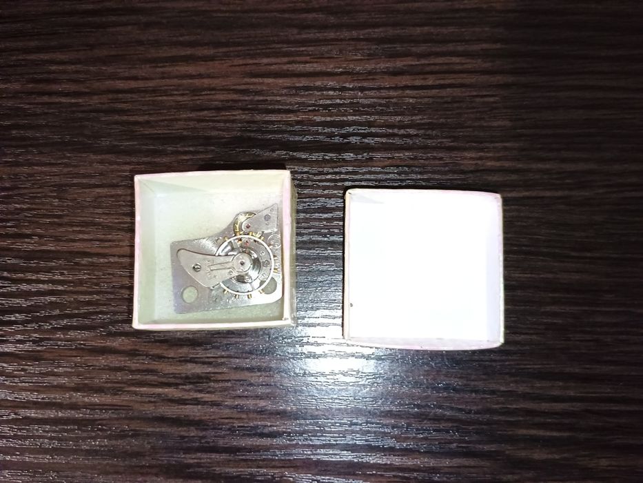 Приставной ход ( баланс)   на часы  Очз, маяк, Свет, Энергия , ЭЧЛ