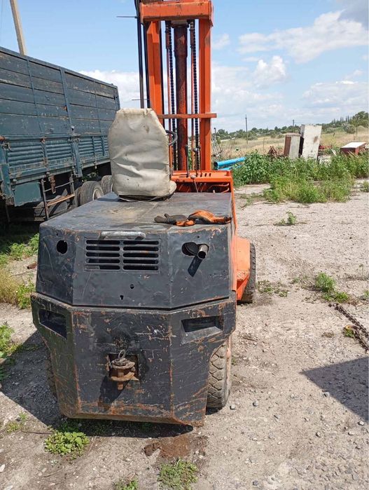 Продам погрузчик балканкар