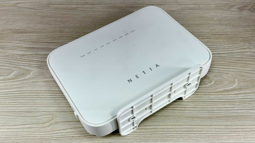 Router Huawei OptiXstar HG8245X6-10 + dekoder N7800