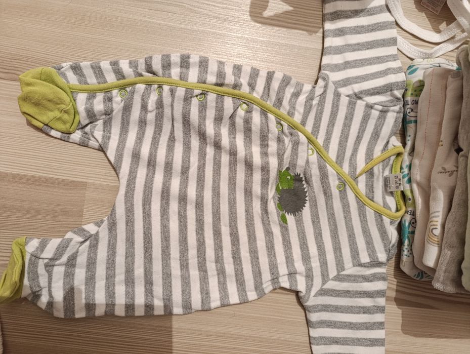 дитячі речі 0-6 міс