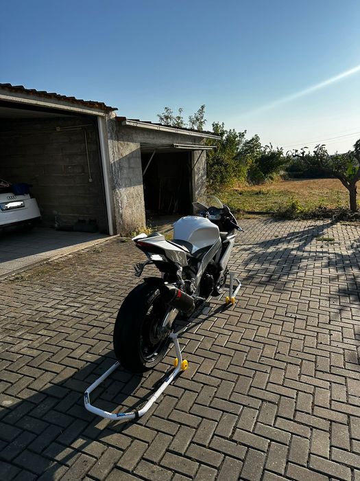 Aprilia rsv4 aprc