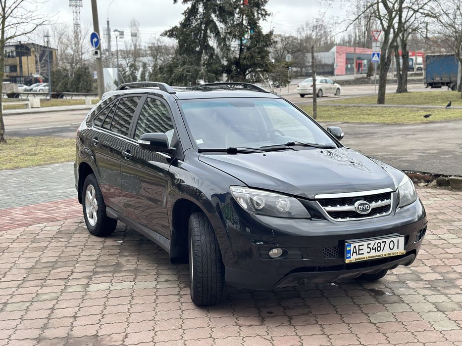 Продам BYD S6 87 т/км 2014