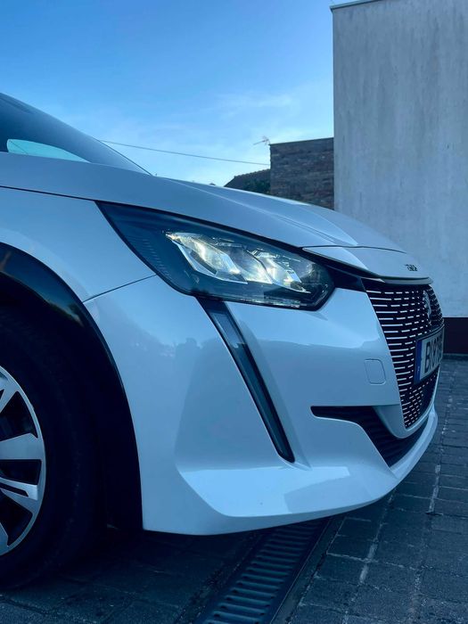 Peugeot 208 E-208 — photo 4