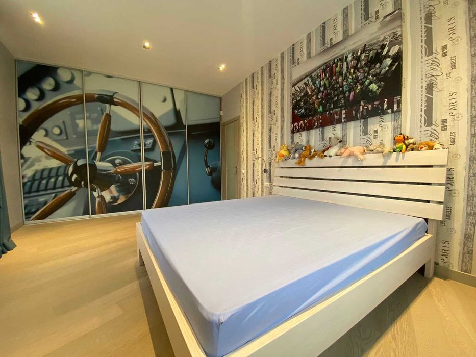 Шикарный дом с бассейном на Совиньоне