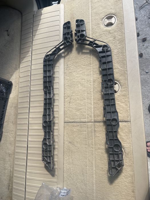 Продам направляющие Lexus lx570 задние