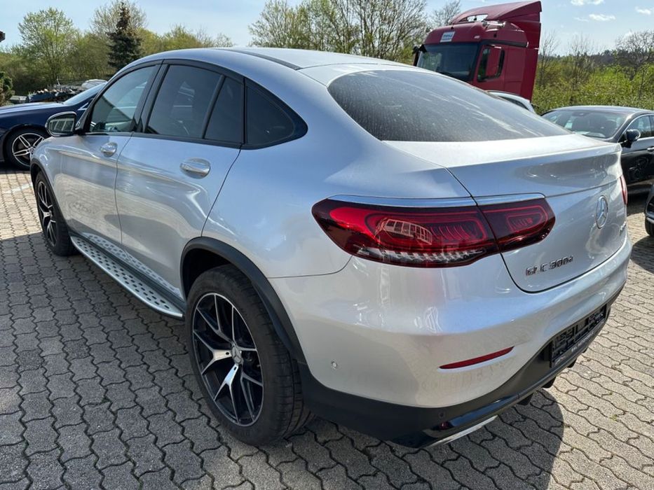 Крило Mercedes GLC-Class 2015-2019 разборка глб клас запчастини